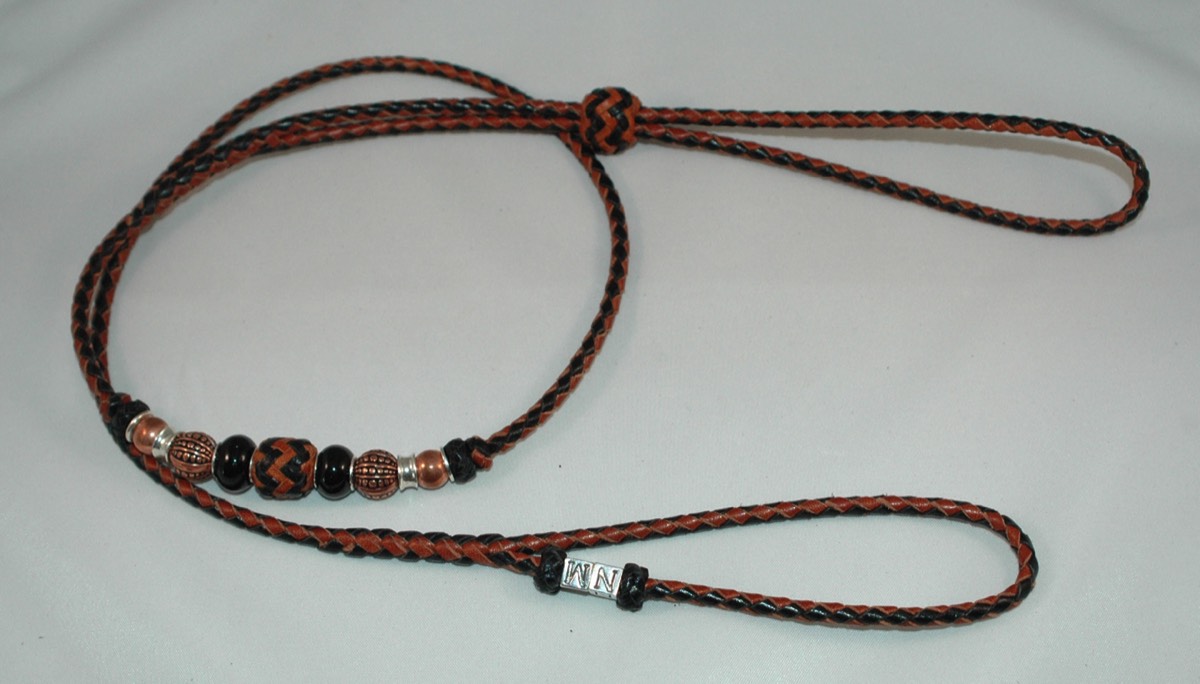 4 strand show lead - black and whiskey